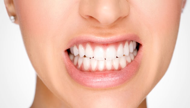 ۱۹ عادتی که دندان های شما را خراب می کند